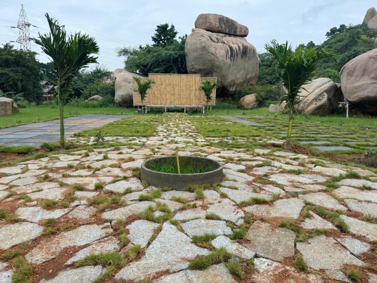 Hill Stone View Hampi Ξενοδοχείο Εξωτερικό φωτογραφία
